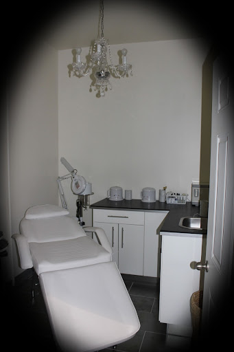 Hair Salon «The Hair Company of Charlotte Hall», reviews and photos, 30155 Three Notch Rd, Charlotte Hall, MD 20622, USA