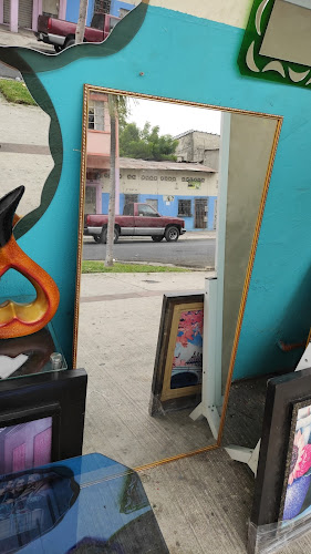 Opiniones de Vidriería REFLEJOS 2 en Guayaquil - Tienda de ventanas