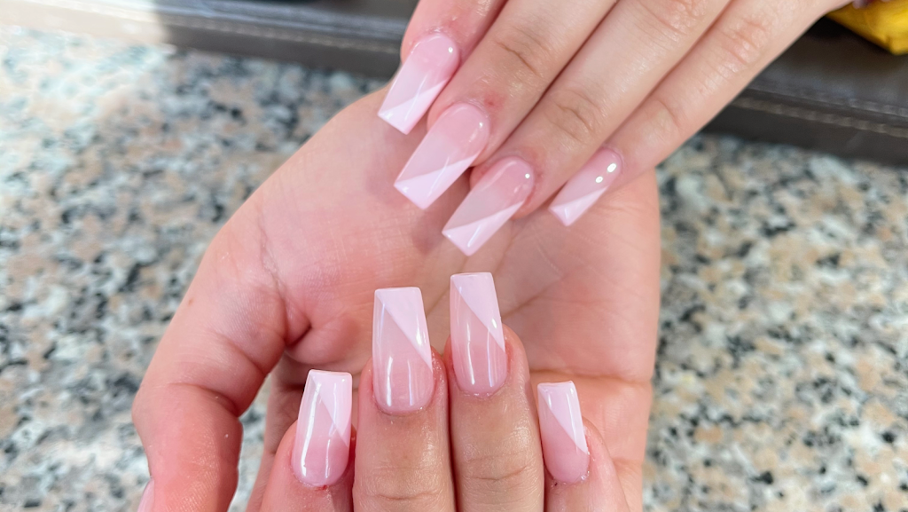 Infinity Nails & Spa 01824