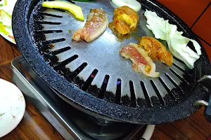 Yakiniku restaurant image