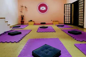 Casa Sananda Yoga e Terapias image