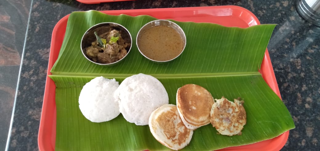 Hot Idlis