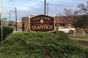 Quantico Station image