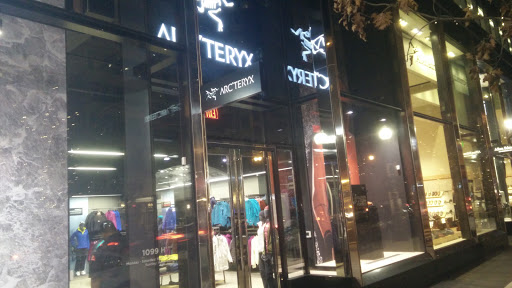 Sportswear Store «Arc’teryx Washington, DC Store», reviews and photos, 1099 H St NW, Washington, DC 20001, USA