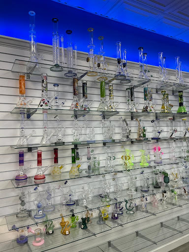 Tobacco Shop «Edmonds Smoke Shop», reviews and photos, 9794 Edmonds Way, Edmonds, WA 98020, USA
