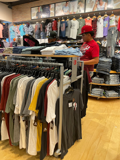 Clothing Store «Buckle», reviews and photos, 2615 Medical Center Pkwy Ste 1340, Murfreesboro, TN 37129, USA