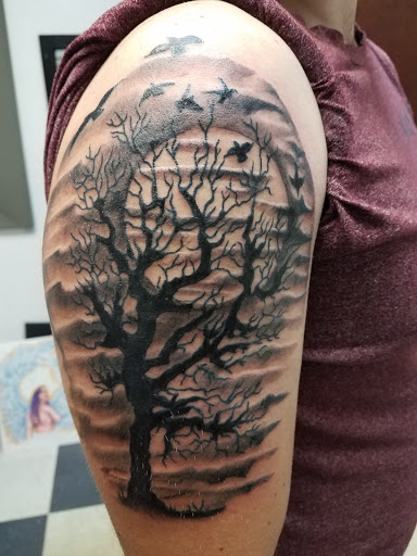 Tattoo Shop «Aacross The Skin Tattoo Studio», reviews and photos, 996 Patton Ave, Asheville, NC 28806, USA