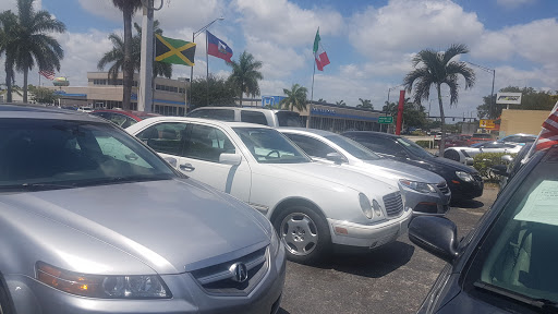 Used Car Dealer «Rolling Wheels Inc», reviews and photos, 125 E Sunrise Blvd, Fort Lauderdale, FL 33304, USA