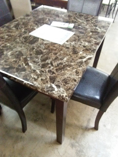 Furniture Store «American Freight Furniture and Mattress», reviews and photos, 639 Lanark Dr, San Antonio, TX 78218, USA