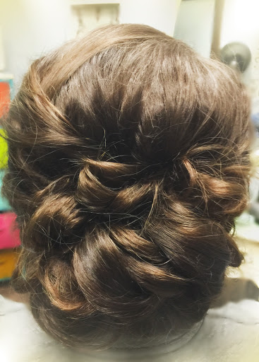 Hair Salon «Salon Lofts Crossroads Plaza», reviews and photos, 213 Crossroads Blvd, Cary, NC 27518, USA