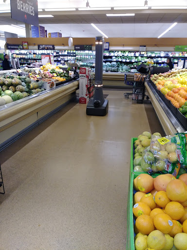 Grocery Store «Stop & Shop», reviews and photos, 540 Squire Rd, Revere, MA 02151, USA