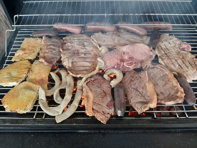 La Media Cancha del Gringo Benitez Parrilladas Uruguayas