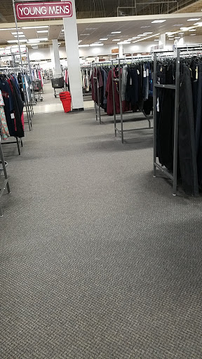 Clothing Store «Burlington Coat Factory», reviews and photos, 6875 Southland Dr, Middleburg Heights, OH 44130, USA