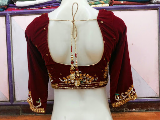 Indian Grocery Store «Nepali Store Cincinnatti Ohio», reviews and photos, 3091 W Galbraith Rd, Cincinnati, OH 45239, USA