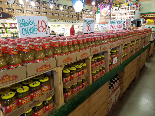 Grocery Store «Honey Bee La Colmena», reviews and photos, 2443 Bagley Ave, Detroit, MI 48216, USA