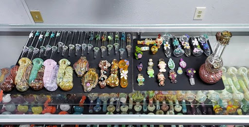 Tobacco Shop «Lifestyle Smoke Shop», reviews and photos, 712 S US Hwy 17 92, Longwood, FL 32750, USA