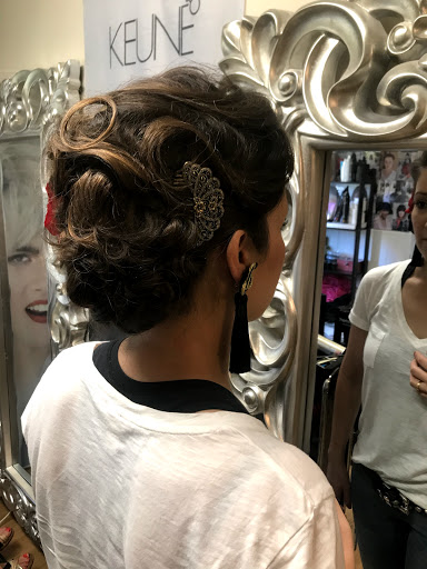 Eva Ortega Peluqueros en Valdemoro, Madrid