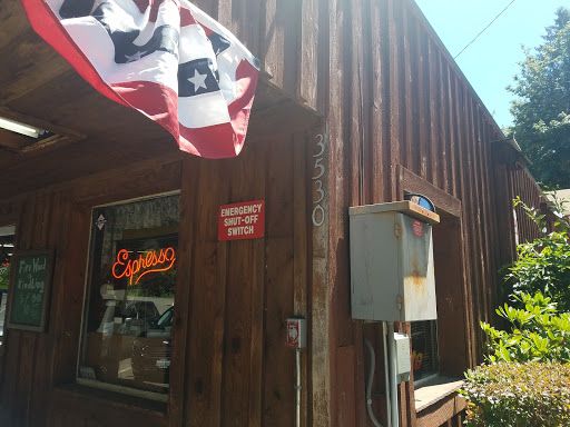 Bear Creek Country Store, 3530 NE Old Belfair Hwy, Belfair, WA 98528, USA, 