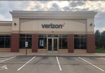 Cell Phone Store «Verizon», reviews and photos, 1041 Pearson Dr, Hudson, WI 54016, USA