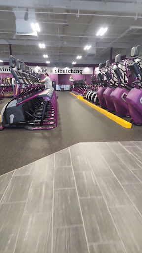 Gym «Planet Fitness», reviews and photos, 516 E Lewis and Clark Pkwy, Clarksville, IN 47129, USA