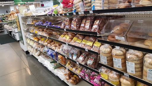 Supermarket «Berkeley Bowl West», reviews and photos, 920 Heinz Ave, Berkeley, CA 94710, USA