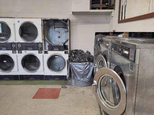 Laundromat «Atlantic Laundromat & Dry Cleaner», reviews and photos, 28 1st Ave, Atlantic Highlands, NJ 07716, USA