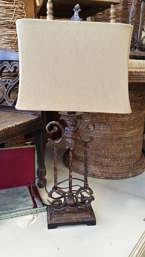 Antique Furniture Store «Inretrospec», reviews and photos, 1201 Center St, Little Rock, AR 72202, USA