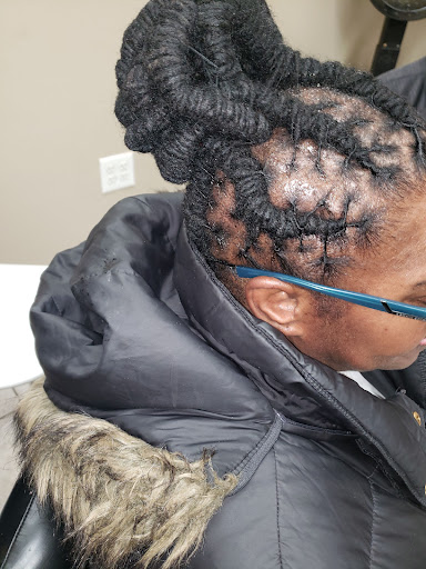 Beauty Salon «Salon Plaza District Heights», reviews and photos, 5614 Silver Hill Rd, District Heights, MD 20747, USA