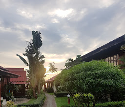 Buri Beach Resort photo