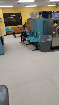 Tres Amigos Lavanderia - Photo 5 - Car repair in Gainesville, GA, Gainesville