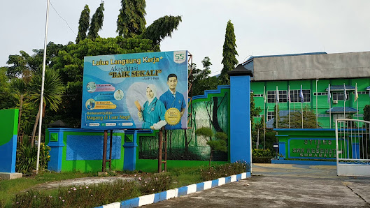 Video - Sekolah Menengah Kejuruan Kesehatan Surabaya (SMK KESEHATAN SBY)