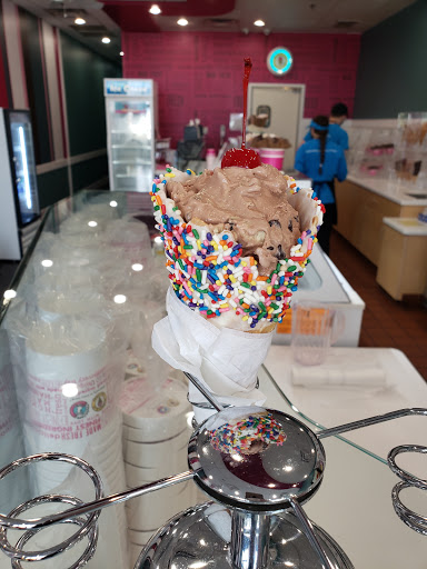 Ice Cream Shop «Marble Slab Creamery», reviews and photos, 1211 Savoy Plaza Ln, Savoy, IL 61874, USA