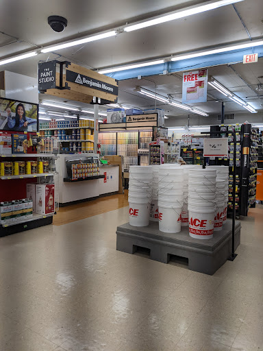 Hardware Store «Indian Hills Ace Hardware», reviews and photos, 2439 W 13th St N, Wichita, KS 67203, USA