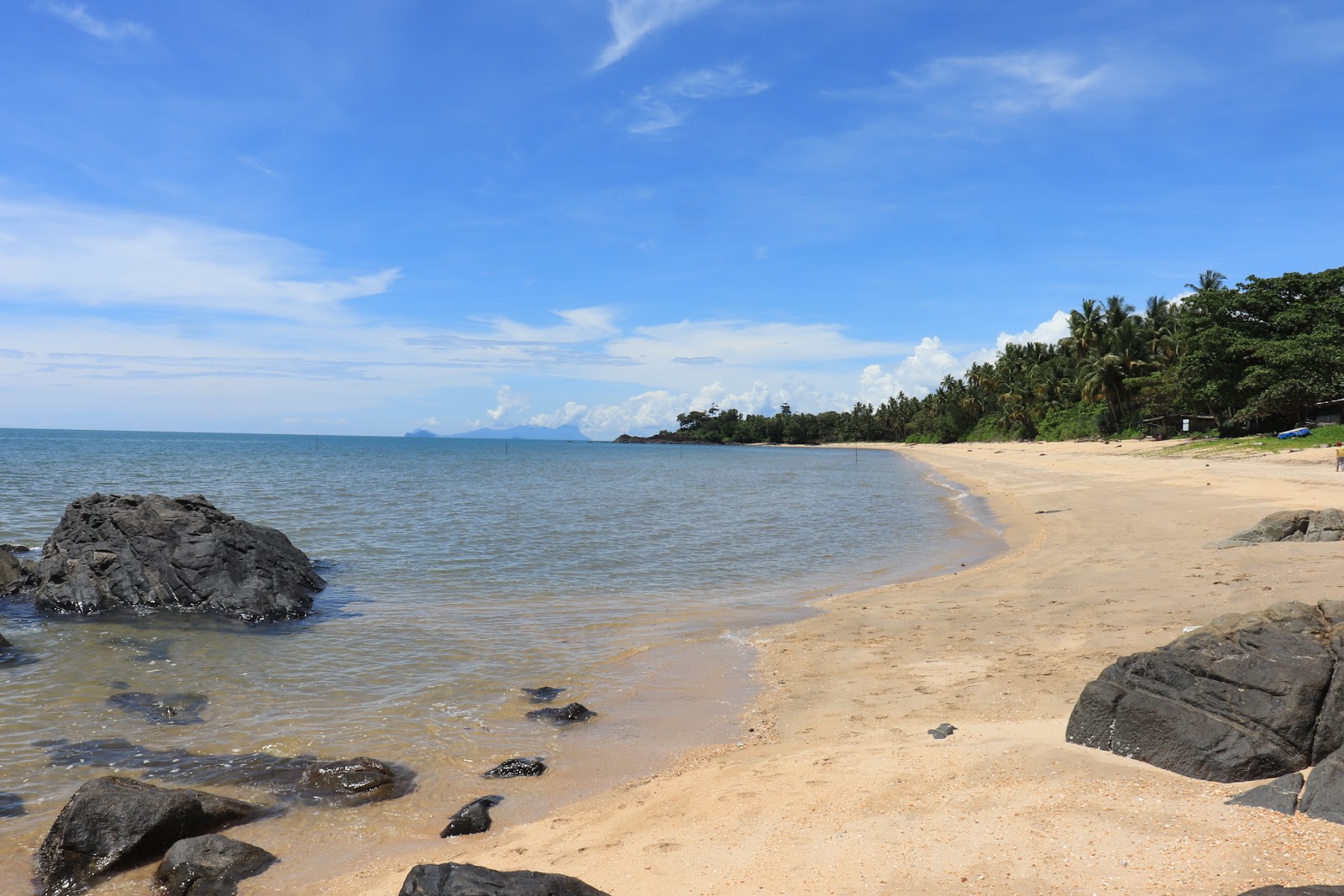 Foto von Pandan Beach mit heller sand Oberfläche