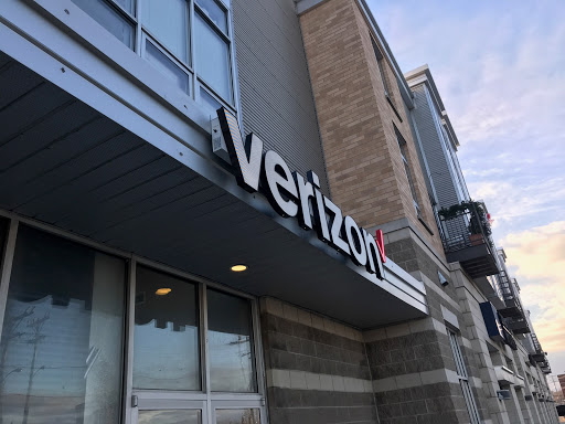 Vodafone shops in Milwaukee