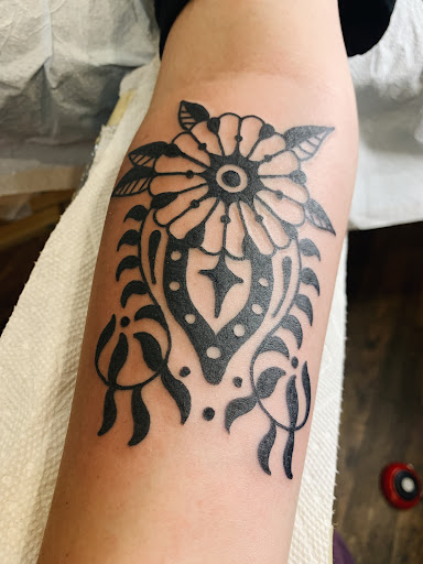 Find are hand tattoos a bad idea for your next unique tattoo in Brooklyn at Hand of Glory Tattoo & Piercing