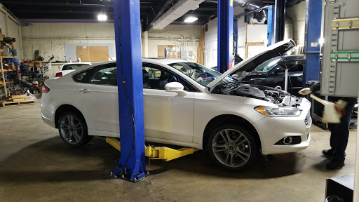 Auto Repair Shop «PRO AUTO REPAIR RALEIGH.NC», reviews and photos, 2412 Paula St, Raleigh, NC 27608, USA