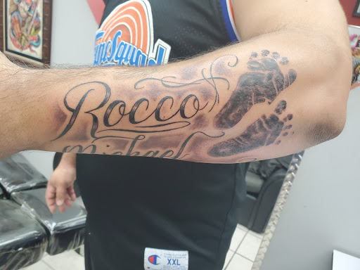 Tattoo Shop «Evolution Tattoo», reviews and photos, 198 Lincoln Hwy #4, Fairless Hills, PA 19030, USA