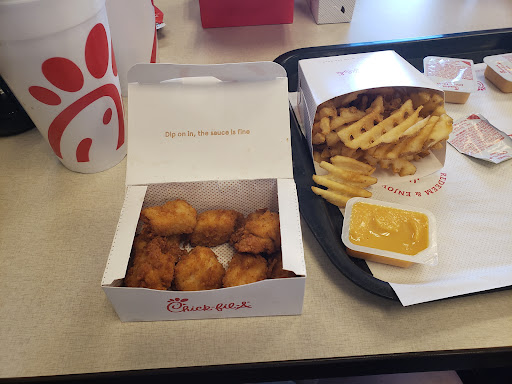 Fast Food Restaurant «Chick-fil-A», reviews and photos, 14730 W Colfax Ave, Lakewood, CO 80401, USA