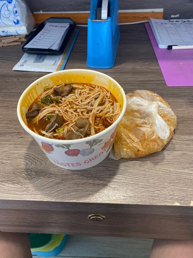 串門子麻辣串 ｜麻辣燙｜豐原美食｜酸辣粉｜滷味 的照片
