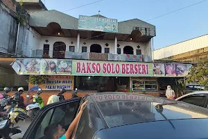 Warung Makan Solo Berseri image