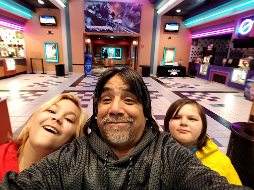 Movie Theater «Regal Cinemas Marysville 14», reviews and photos, 9811 State Ave, Marysville, WA 98270, USA