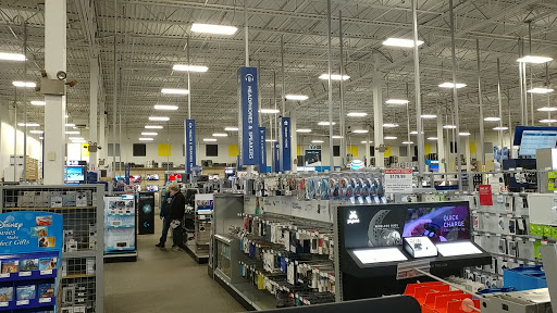 Electronics Store «Best Buy», reviews and photos, 2650 E Beltline Ave SE, Grand Rapids, MI 49546, USA