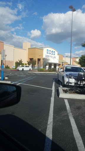 Clothing Store «Ross Dress for Less», reviews and photos, 3900 Sisk Rd, Modesto, CA 95356, USA