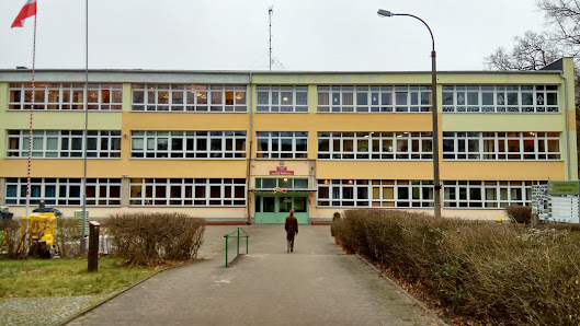 Technikum Leśne w Białowieży Park Dyrekcyjny 1A, 17-230 Białowieża, Polska