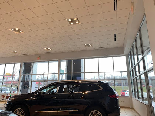 Car Dealer «Mark Sweeney Buick GMC», reviews and photos, 3365 Highland Ave, Cincinnati, OH 45213, USA