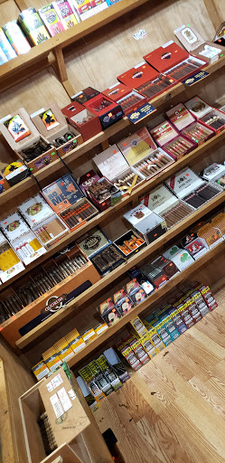 Tobacco Shop «Tobacco View», reviews and photos, 2539 County Hwy 10, St Paul, MN 55112, USA