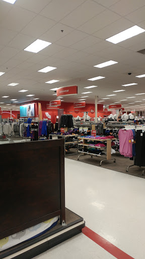 Department Store «Target», reviews and photos, 5901 Douglas Ave, Des Moines, IA 50322, USA