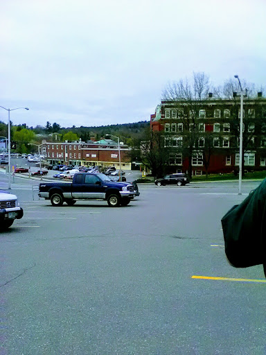 Grocery Store «Lebanon Village Marketplace», reviews and photos, 2 Mascoma St # 4, Lebanon, NH 03766, USA