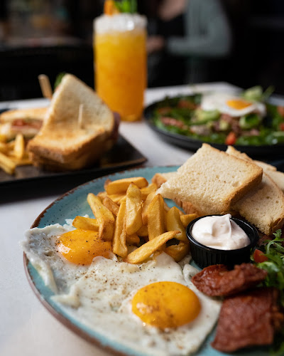 Twelve Monkeys Ανοιχτές ώρες